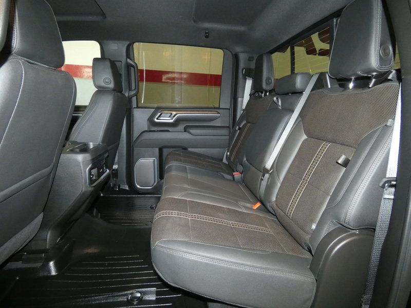 Used 2025 Chevrolet Silverado 2500 High Country w/ Midnight Edition AWD/4WD image 27