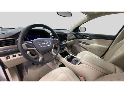 Used 2023 GMC Acadia Denali AWD/4WD image 11