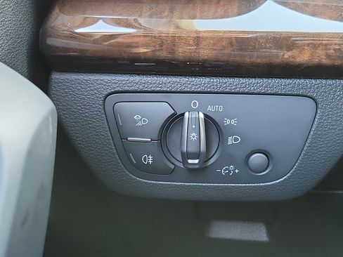 Used 2019 Audi Q5 2.0T Premium Plus w/ Premium Plus Package image 15