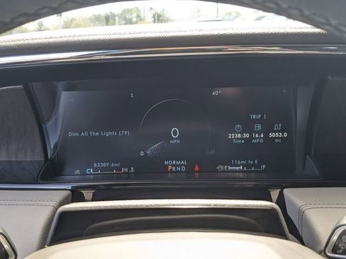 Used 2022 Lincoln Navigator Reserve image 13