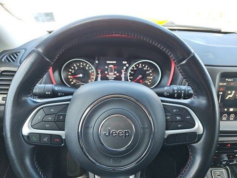 Used 2019 Jeep Compass Trailhawk image 22