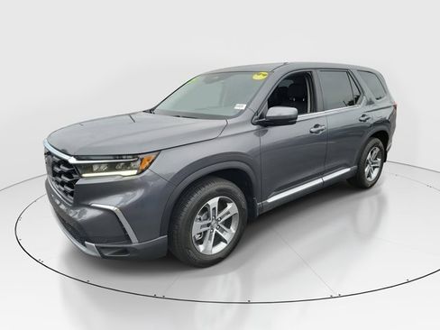 Certified 2025 Honda Pilot EX-L image 33