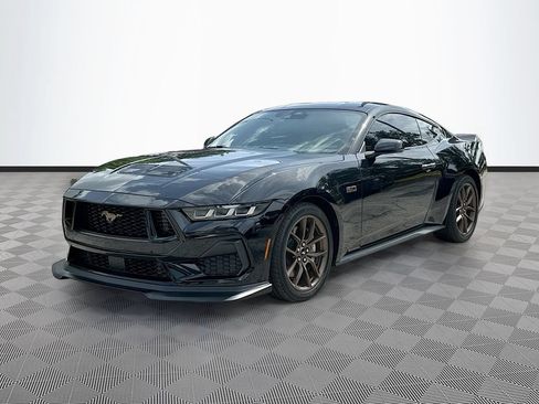 Used 2024 Ford Mustang GT Premium RWD image 3