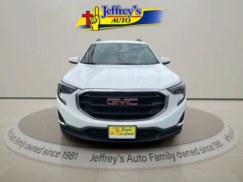 Used 2018 GMC Terrain SLE w/ Driver Convenience Package AWD/4WD image 5