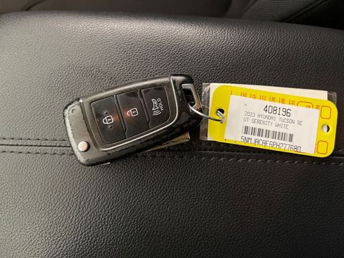 Certified 2023 Hyundai Tucson SE AWD/4WD image 26