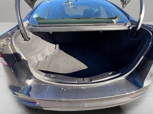 Used 2020 Ford Fusion SE image 28