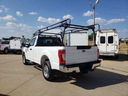 Used 2022 Ford F250 XL w/ Power Equipment Group RWD image 9