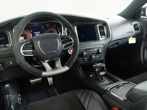 Used 2022 Dodge Charger SRT Hellcat image 2