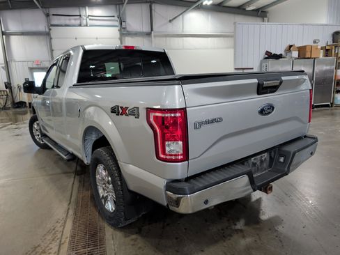 Used 2017 Ford F150 XLT w/ Equipment Group 302A Luxury AWD/4WD image 4