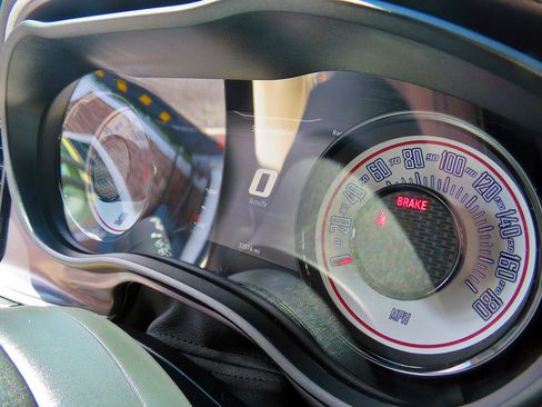 Used 2021 Dodge Challenger R/T Scat Pack RWD image 27