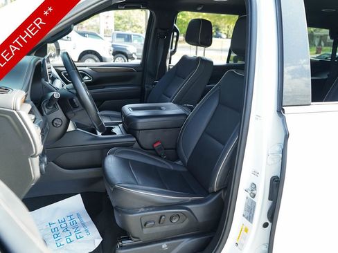 Used 2023 Chevrolet Tahoe Premier AWD/4WD image 7