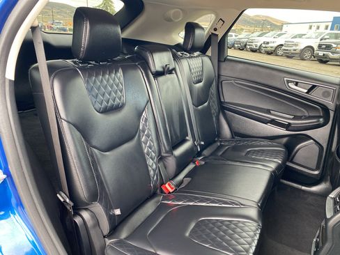 Used 2024 Ford Edge Titanium image 7