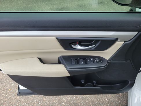 Used 2019 Honda CR-V LX image 21