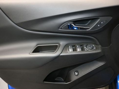 Used 2024 Chevrolet Equinox LT image 13