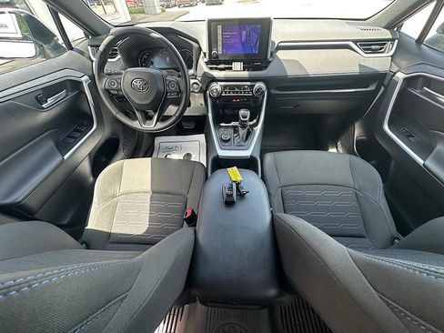 Certified 2025 Toyota RAV4 SE AWD/4WD image 19