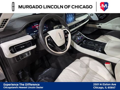 Used 2023 Lincoln Aviator Black Label w/ Class IV Trailer Tow Package image 13