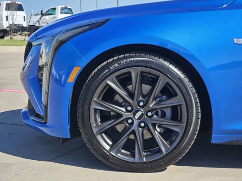 New 2026 Cadillac CT5 Sport image 9