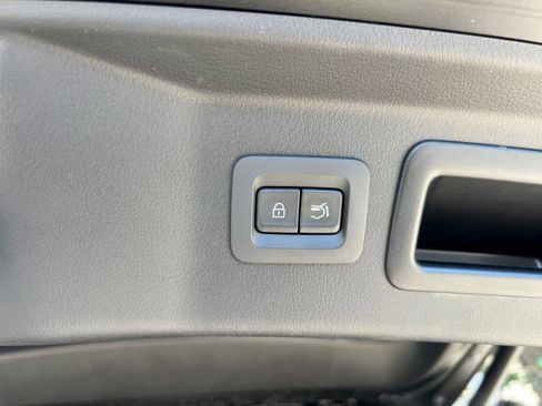 Used 2025 MAZDA CX-70 3.3 Turbo w/ Preferred Package image 27