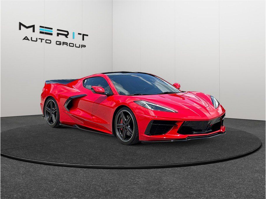 Used 2020 Chevrolet Corvette Stingray Coupe w/ 2LT w/ 2LT Preferred Equipment Group RWD image 1