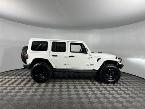 Used 2023 Jeep Wrangler Unlimited Sahara w/ Cold Weather Group image 5