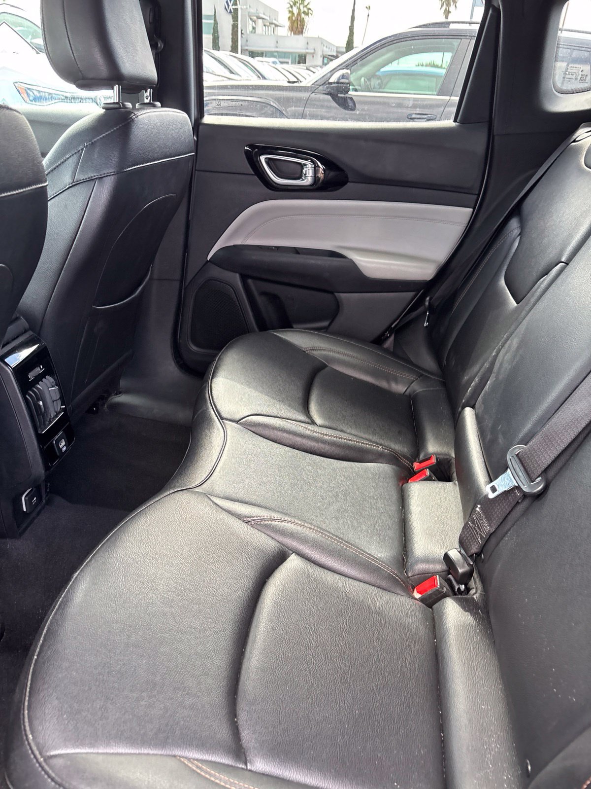 Used 2024 Jeep Compass Limited AWD/4WD image 10