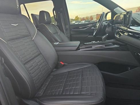 Certified 2023 Cadillac Escalade V image 10