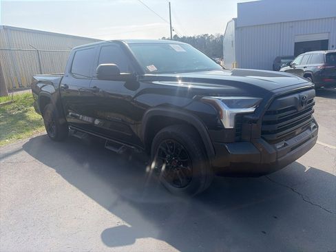 Used 2022 Toyota Tundra SR5 image 1