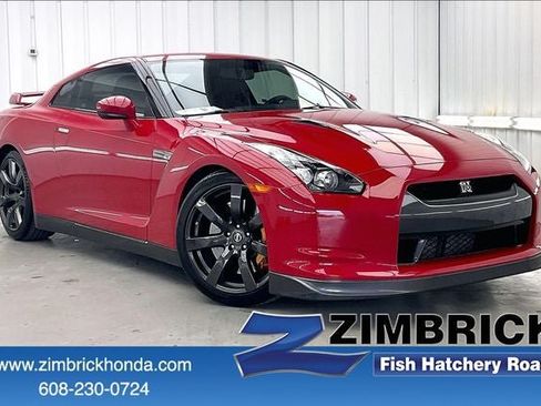 Used 2010 Nissan GT-R Premium AWD/4WD image 1