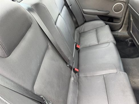 Used 2009 Pontiac G8 GT w/ Premium Package image 27