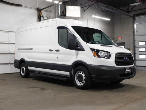 Used 2019 Ford Transit 250 148 Medium Roof image 5