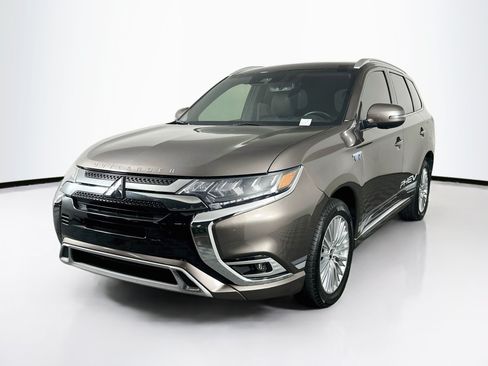 Used 2019 Mitsubishi Outlander GT AWD/4WD image 3