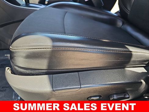 Used 2022 Chevrolet Trax LT w/ Driver Confidence Package AWD/4WD image 26