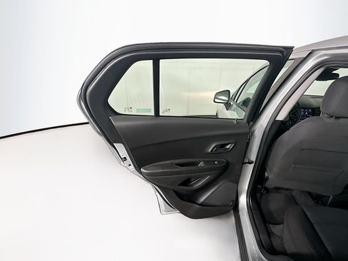 Used 2020 Chevrolet Trax LS FWD image 24