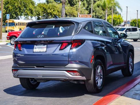 New 2026 Hyundai Tucson SE image 4