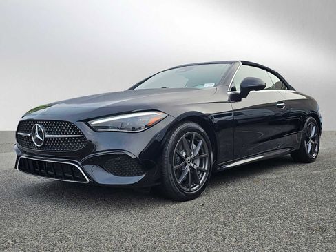 Used 2026 Mercedes-Benz CLE 300 4MATIC Cabriolet image 7