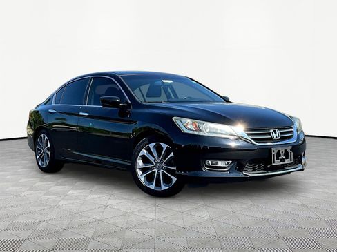 Used 2013 Honda Accord Sport image 3