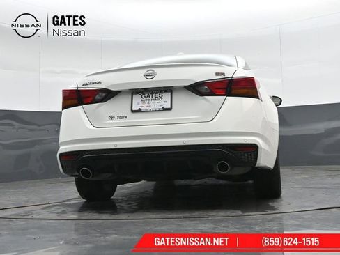 Used 2024 Nissan Altima 2.5 SR image 30