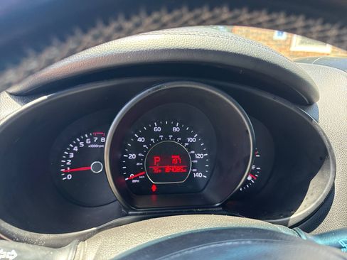 Used 2014 Kia Soul ! w/ Sun & Sound Package FWD image 19