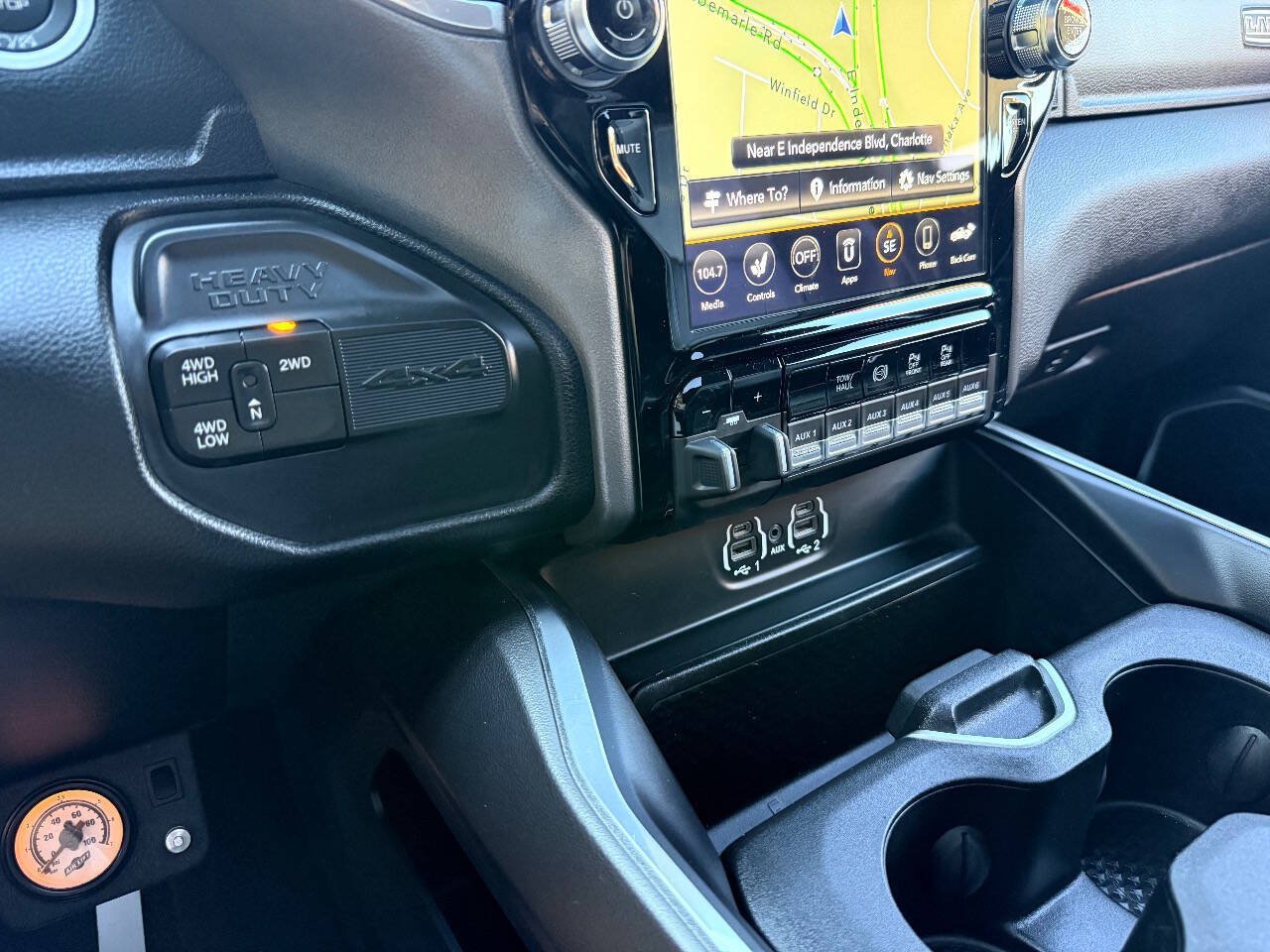 Used 2020 RAM 2500 Laramie w/ Night Edition AWD/4WD image 33