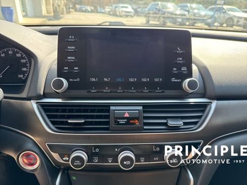 Used 2019 Honda Accord LX image 12