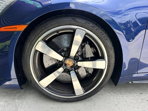 Certified 2025 Porsche 911 Turbo AWD/4WD image 15