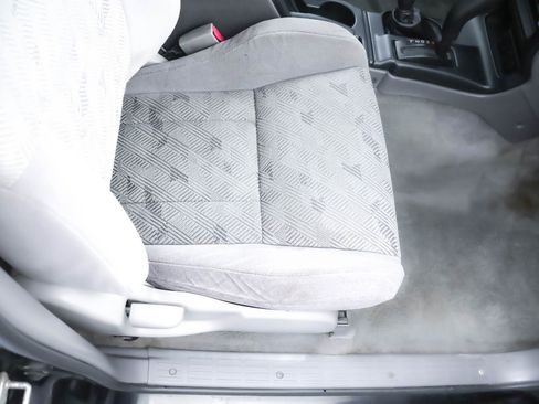 Used 2001 Toyota 4Runner SR5 image 24