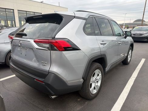 Used 2019 Toyota RAV4 XLE image 3