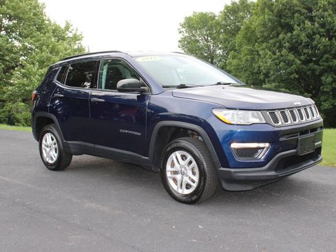 Used 2018 Jeep Compass Sport SUV 4D AWD/4WD image 1