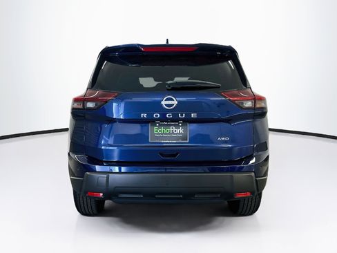 Used 2026 Nissan Rogue SV AWD/4WD image 7