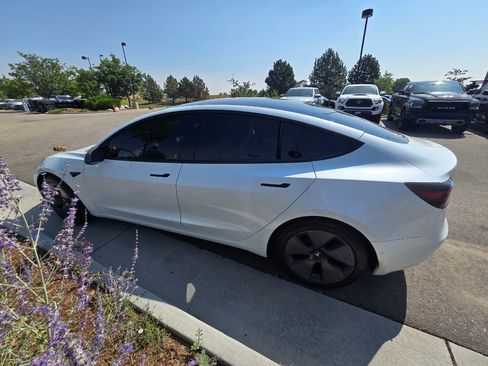 Used 2021 Tesla Model 3 Standard Range Plus RWD image 13