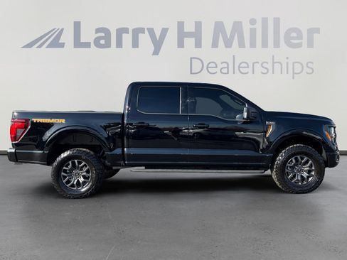 Certified 2025 Ford F150 Tremor w/ Mobile Office Package AWD/4WD image 6