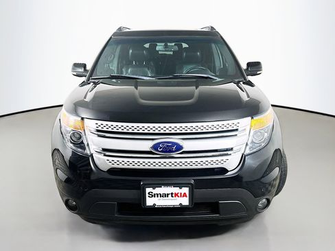 Used 2011 Ford Explorer XLT w/ 202A Rapid Spec Order Code AWD/4WD image 2