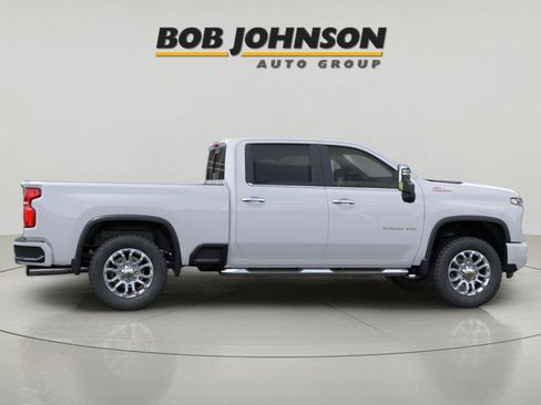 New 2026 Chevrolet Silverado 2500 LT w/ Z71 Chrome Sport Edition AWD/4WD image 2