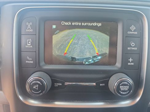 Used 2018 RAM 3500 Tradesman w/ Chrome Appearance Group RWD image 17